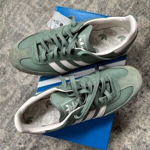 adidas Women's Sneakers in Green and White